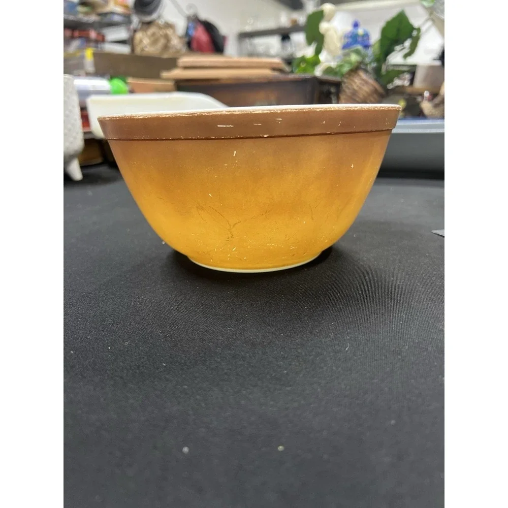 Vintage‎ Pyrex Old Orchard Brown #402 Mixing Nesting Bowl 1 1/2 Quart